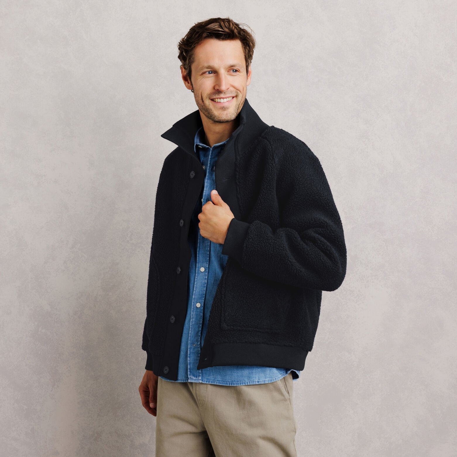 Sweat col montant boutonn&eacute; en sherpa