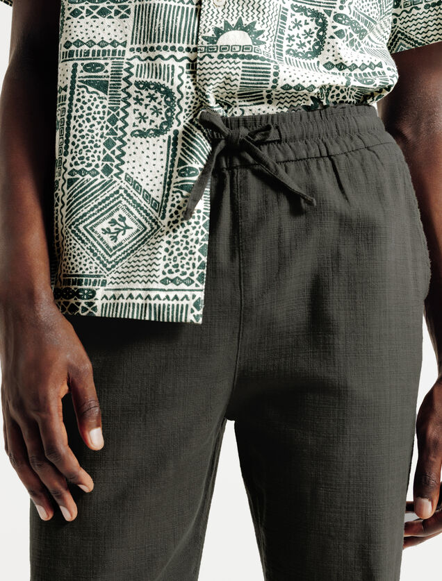 Pantalon loose mati&egrave;re textur&eacute;e