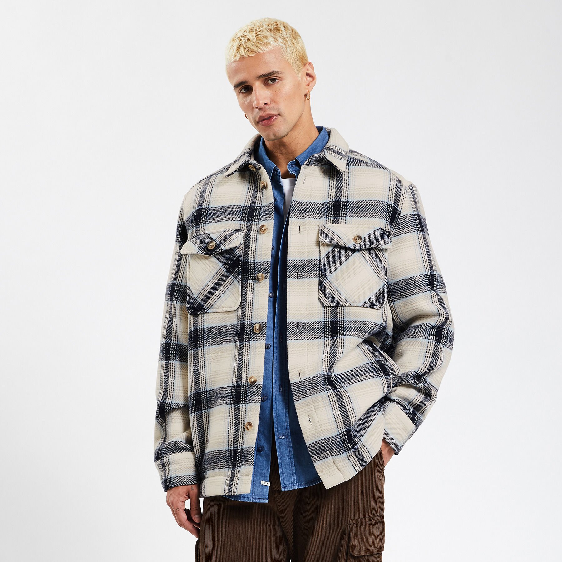 Chemise a sale carreaux en laine