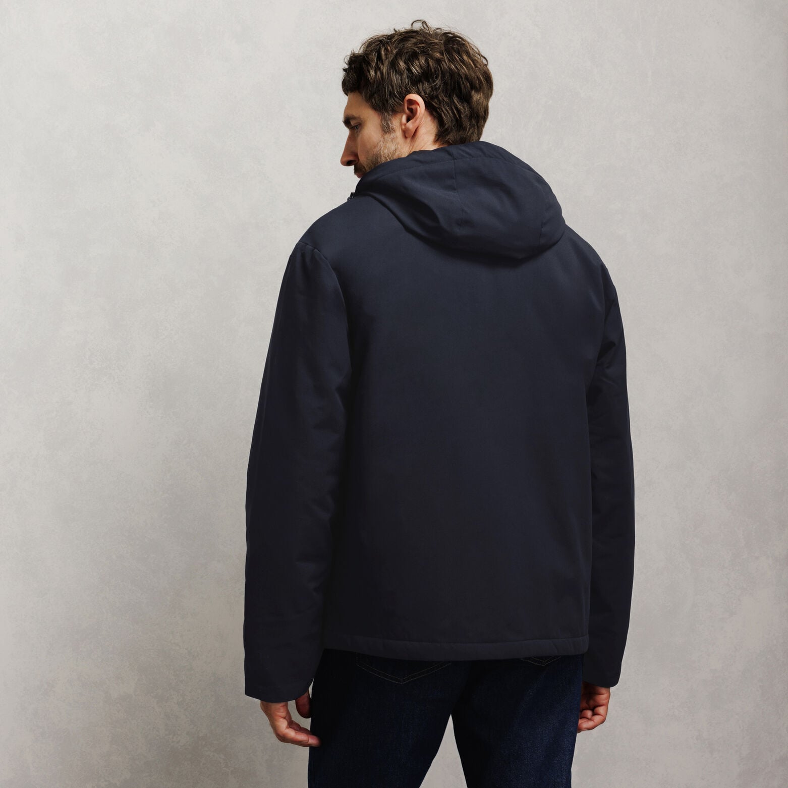 Blouson &agrave; capuche zipp&eacute;