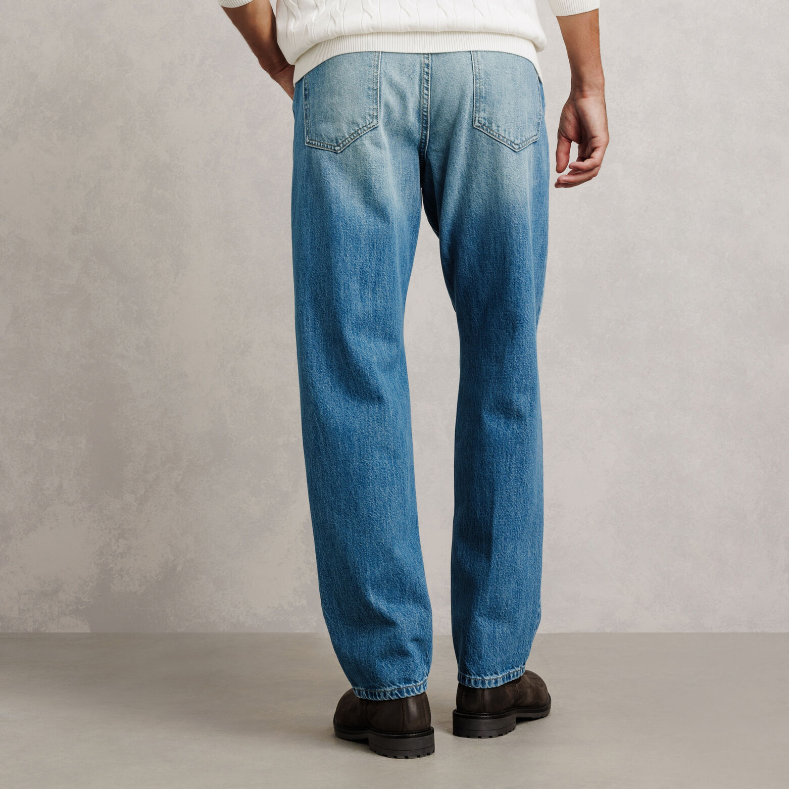 Jean loose d&eacute;lav&eacute; 100% coton