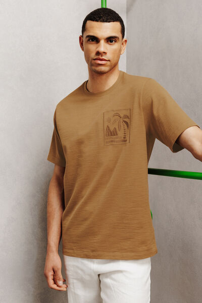 Tee shirt brod&eacute; mati&egrave;re fantaisie