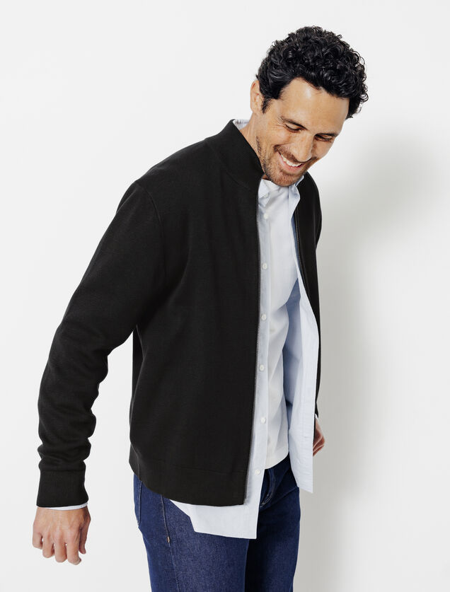 Gilet zipp&eacute; col montant