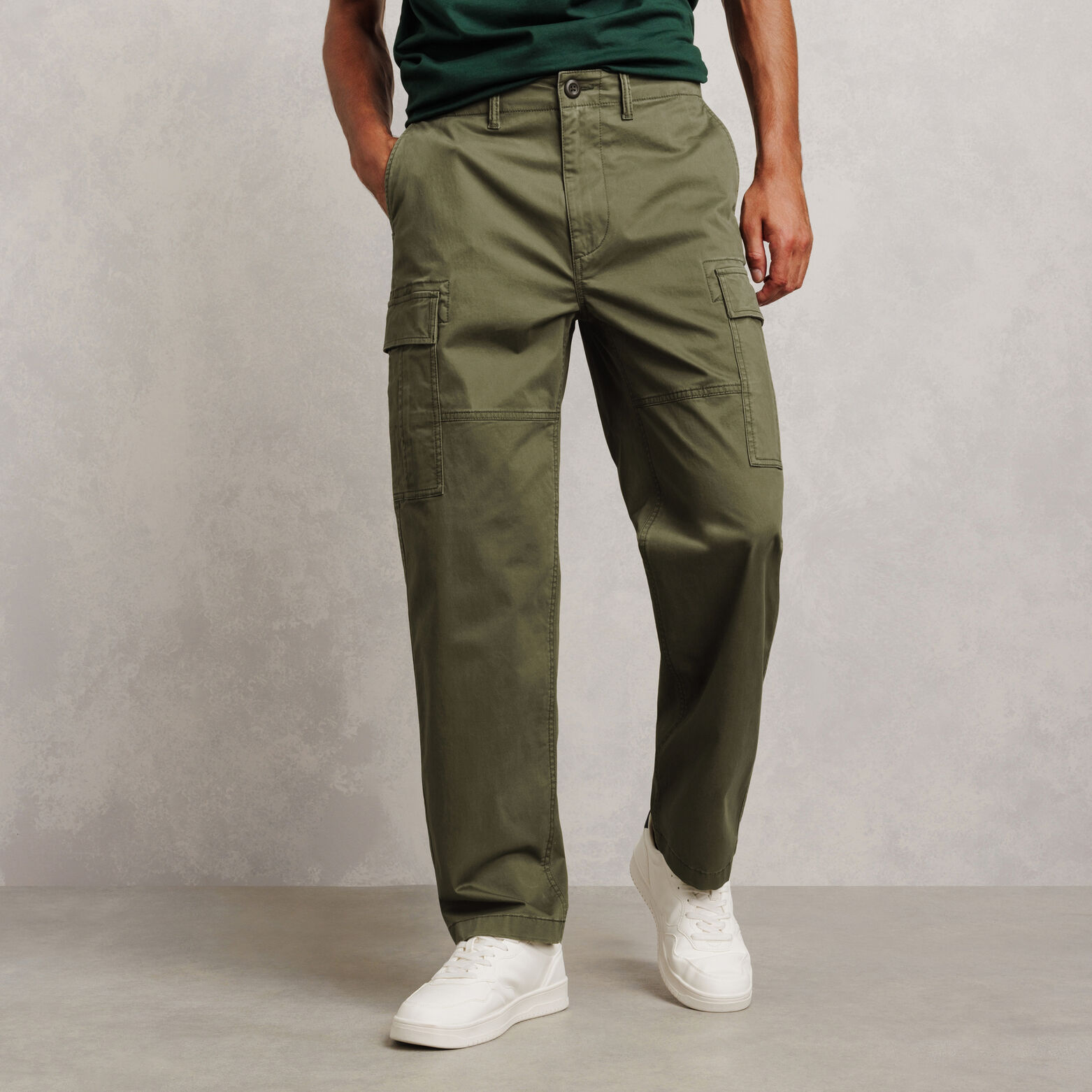 Pantalon cargo loose uni