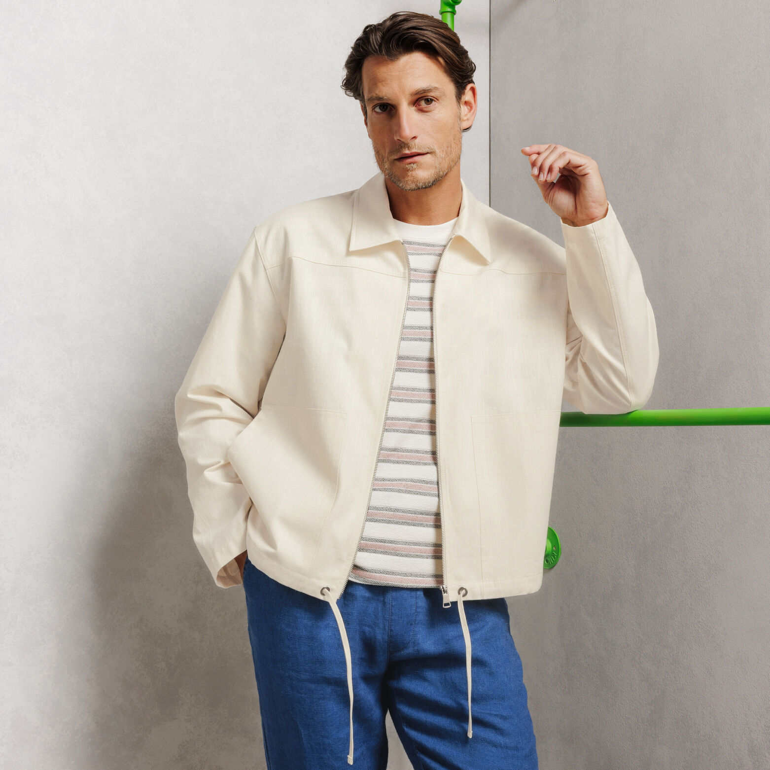 Blouson l&eacute;ger zipp&eacute;