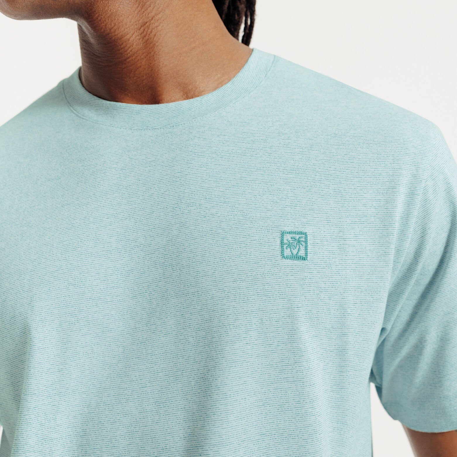 Tee shirt effet microray&eacute; broderie poitrine