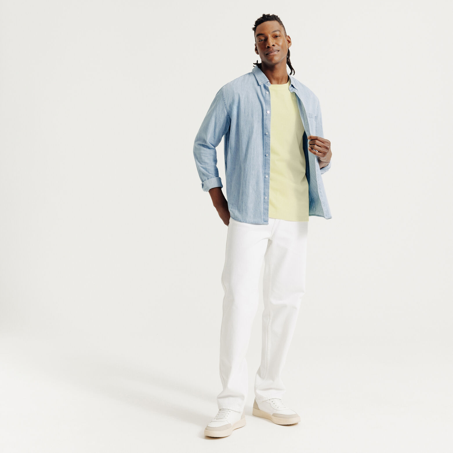 Tee shirt effet microray&eacute; broderie poitrine