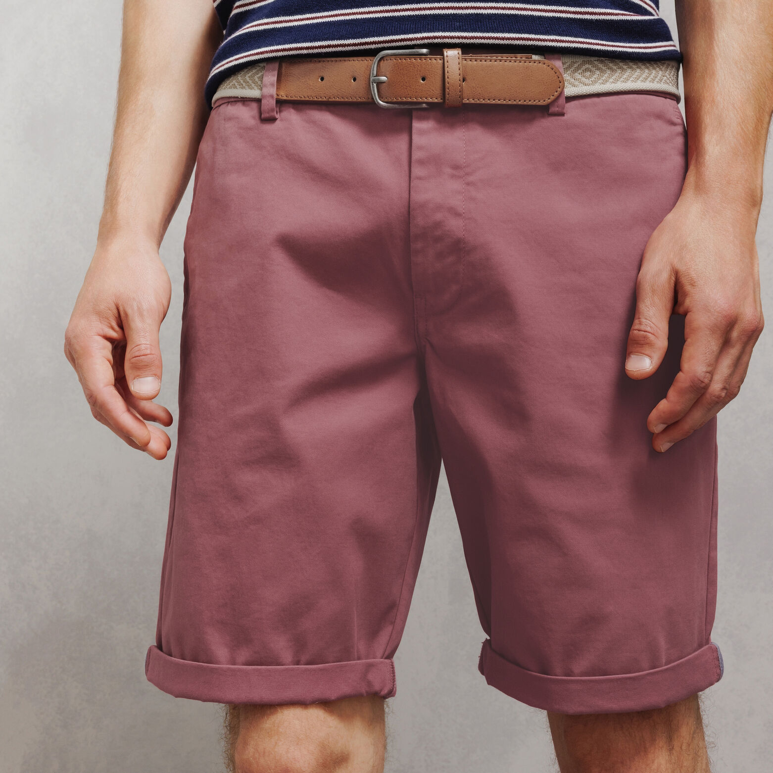 Bermuda chino slim uni avec ceinture