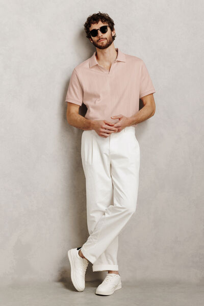 Polo manches courtes col resort mati&egrave;re textur&eacute;e