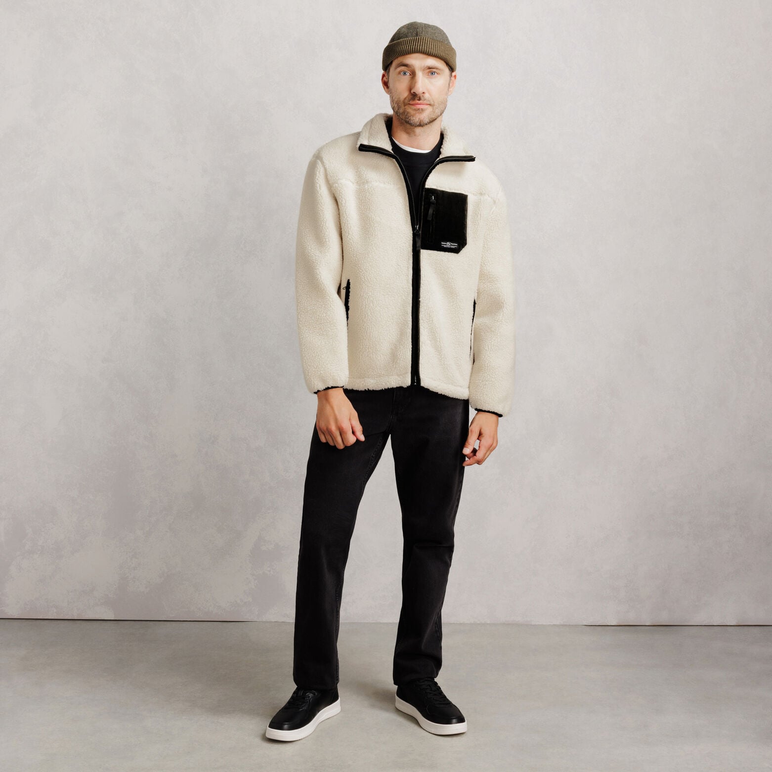 Veste zipp&eacute;e sherpa contrast&eacute;e
