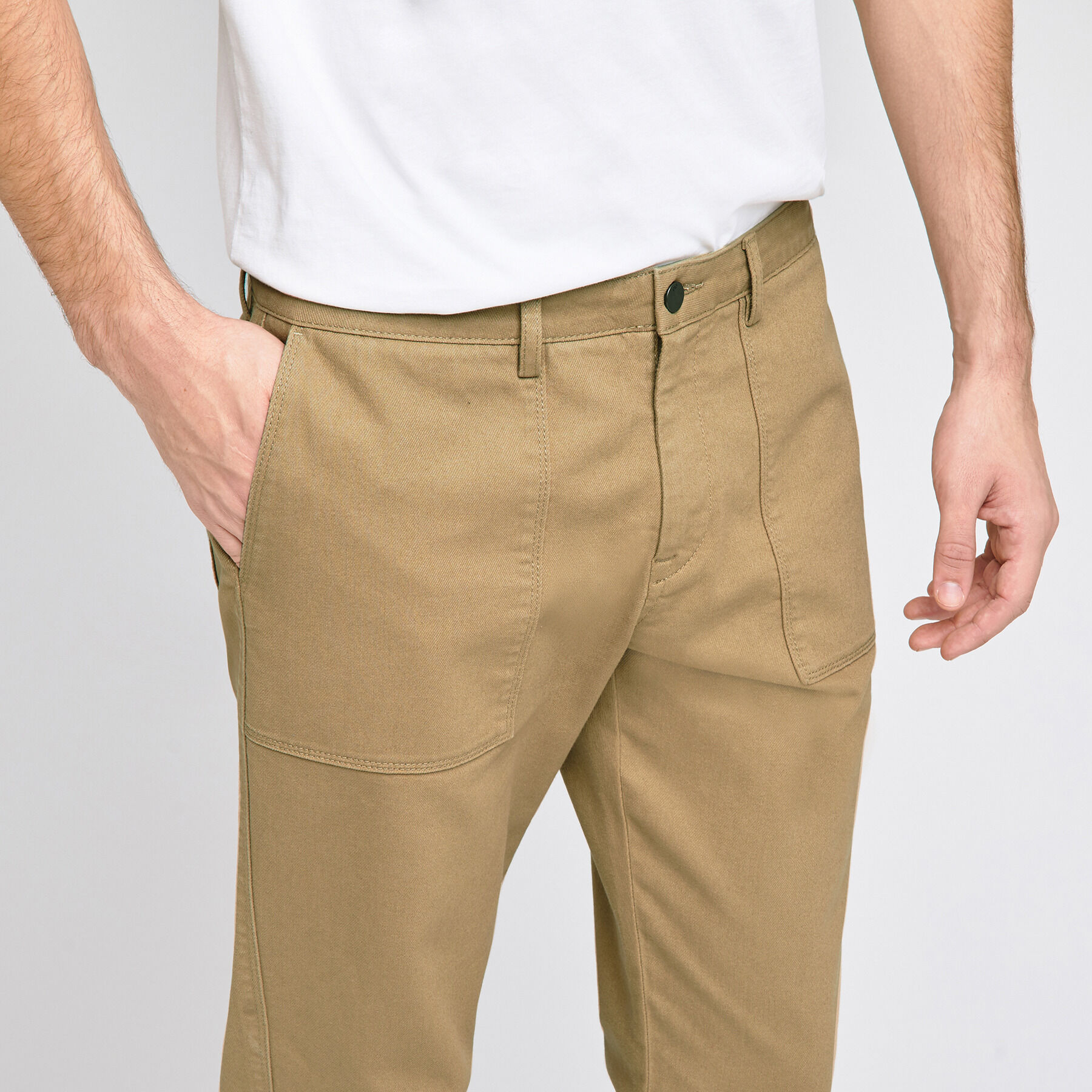 Pantaloni chino larghi con tasche applicate Cammello | Jules