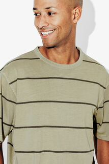 Tee shirt ray&eacute; col rond