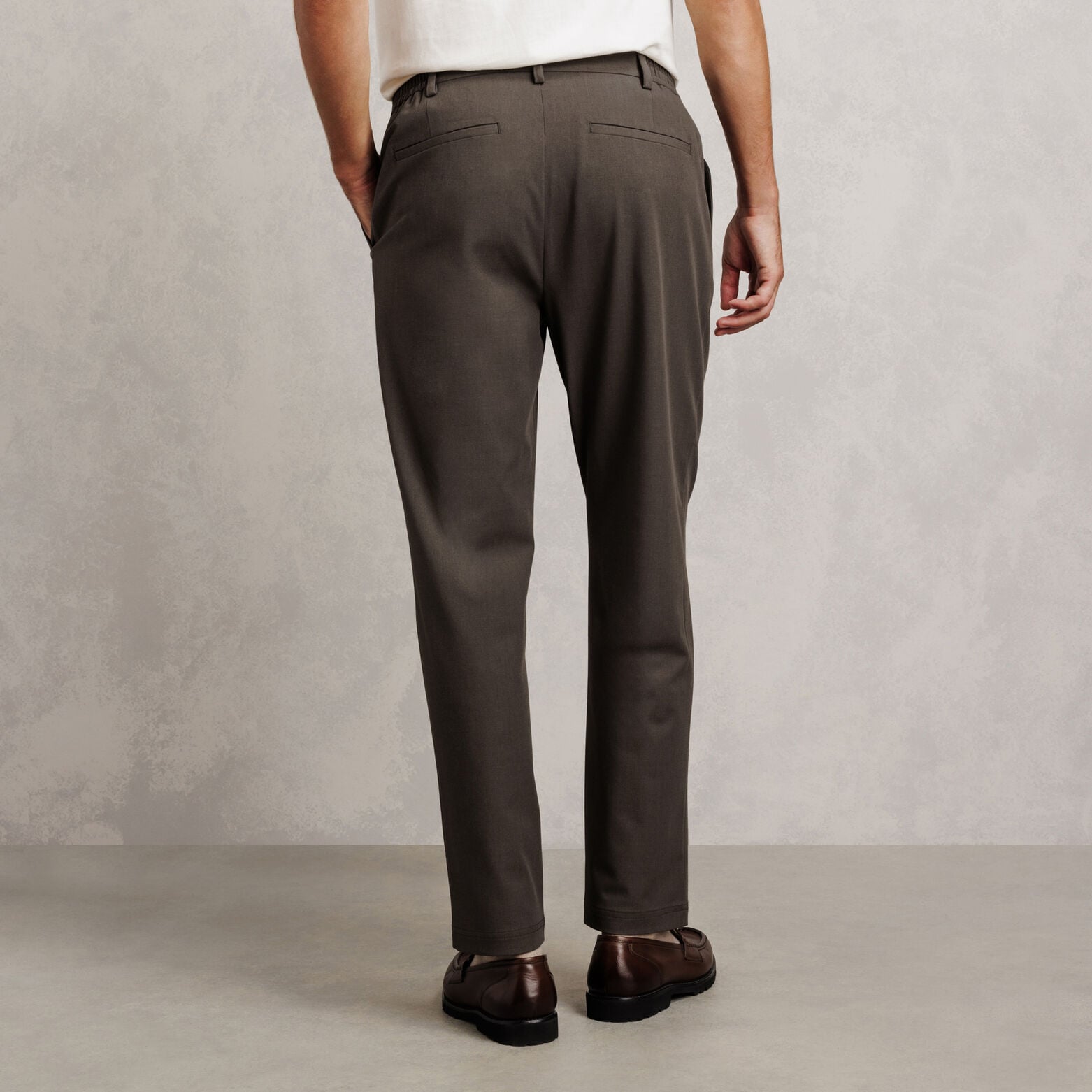 Tapered broek met half-elastische taille