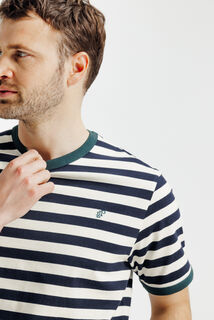 Contrasterend marine t-shirt