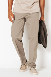 Loose fit chinobroek