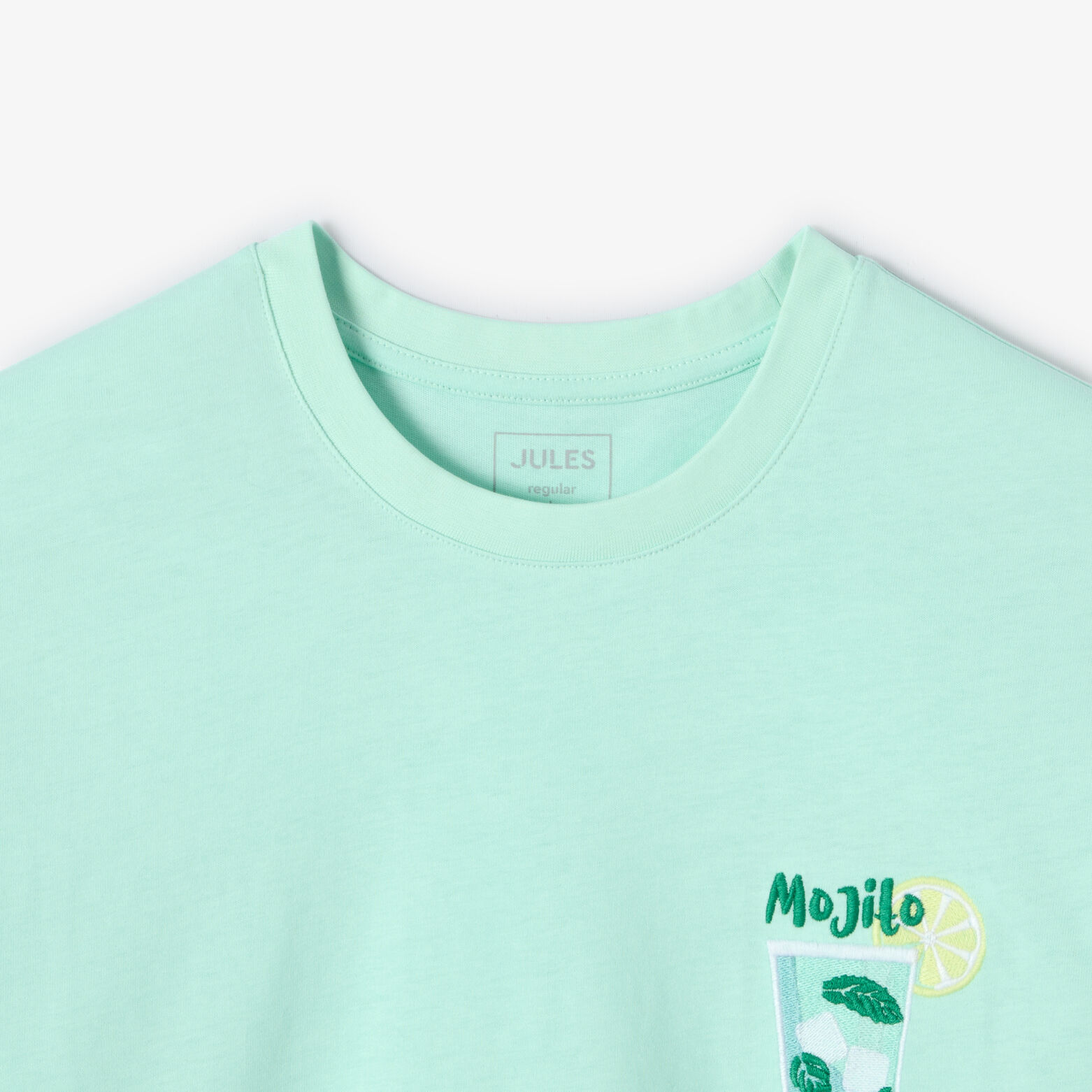 T-shirt met borstborduring