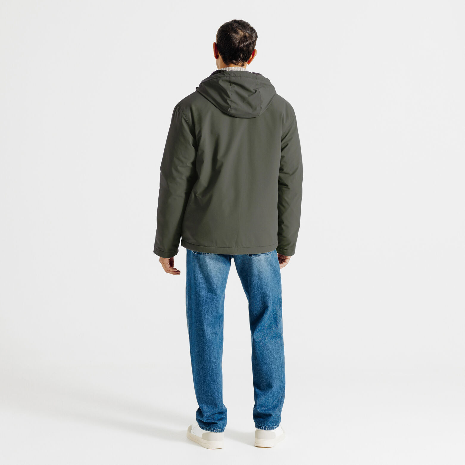 Blouson &agrave; capuche doubl&eacute; en sherpa