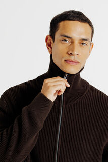 Gilet met rits en truckerskraag