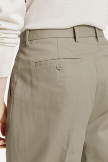 Pantalon chino loose &agrave; plis