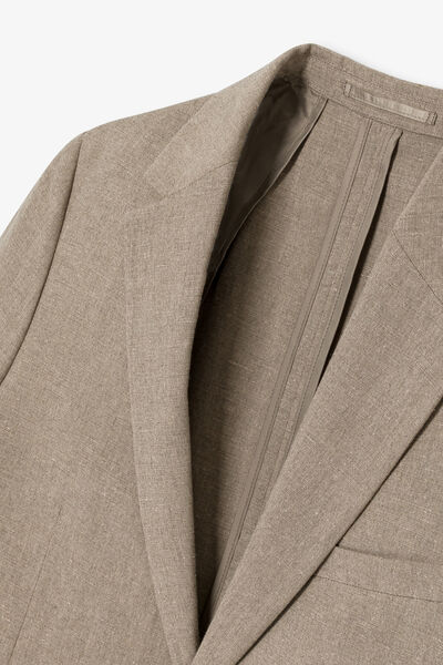 Veste de costume contenant du lin