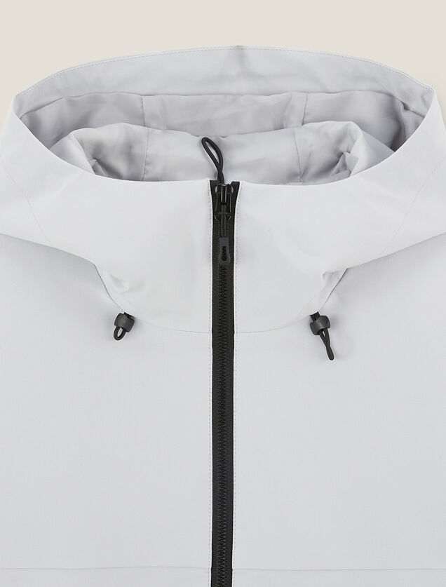 Blouson coupe vent &agrave; capuche