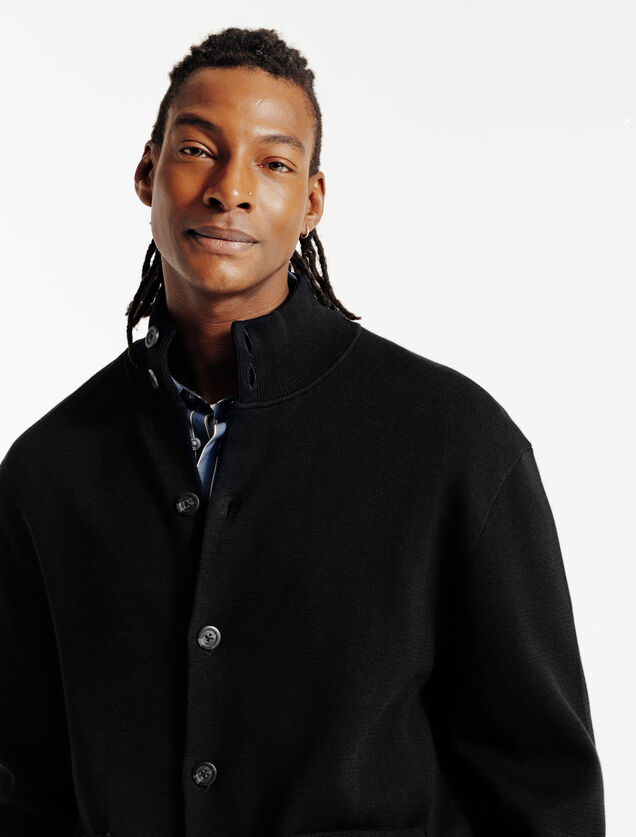 Gilet met knopen en opstaande kraag