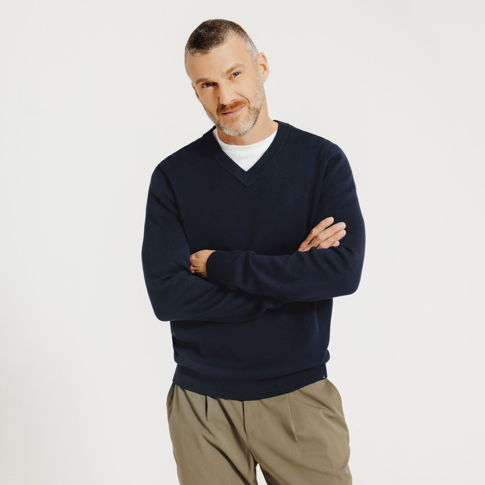 Pull Bleu fonc&eacute;