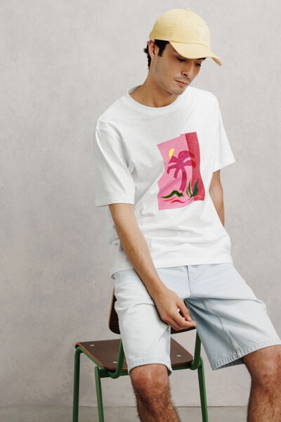 Tee shirt mati&egrave;re flamm&eacute;e imprim&eacute; devant