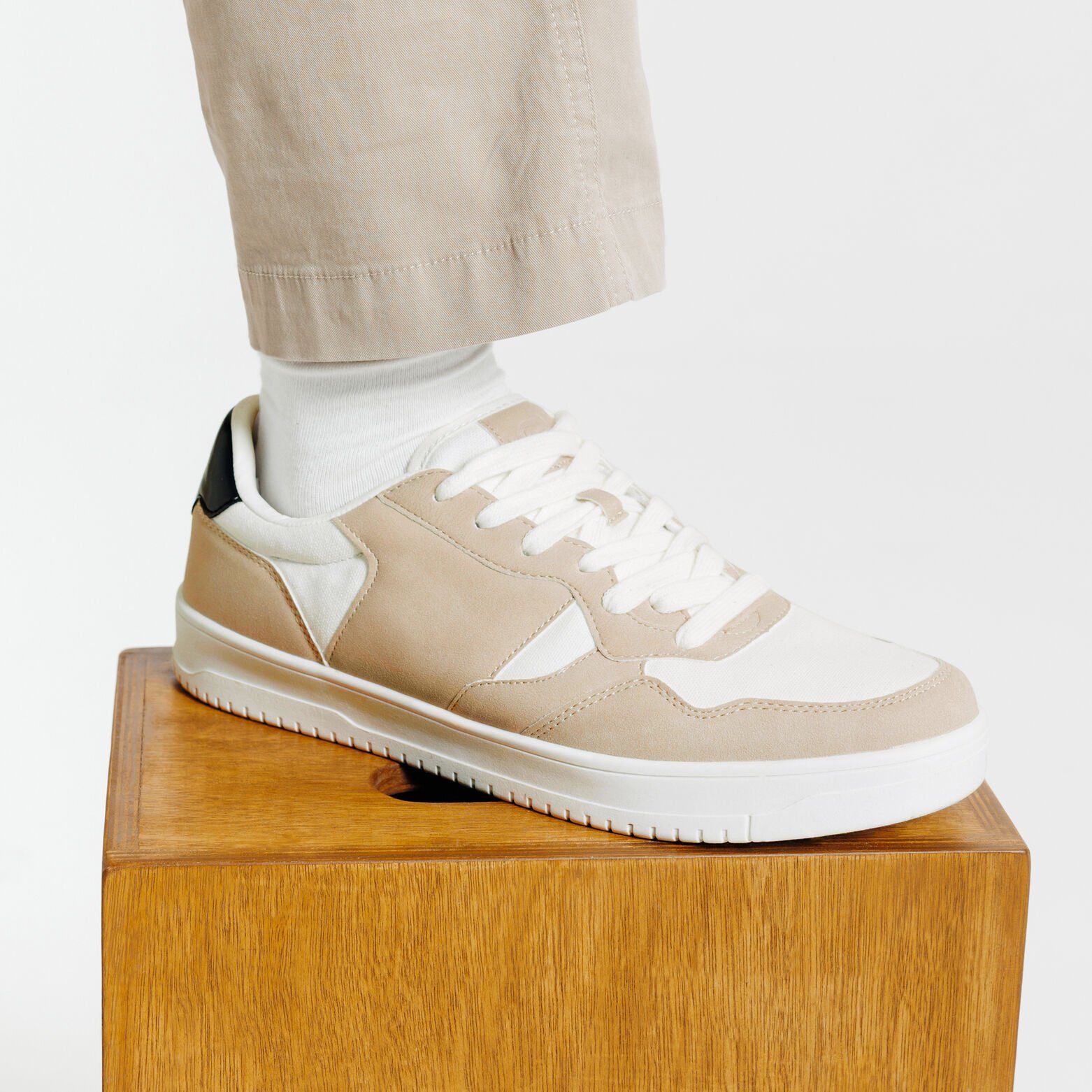 Sneakers met dikke zool