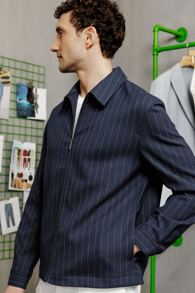 Veste col chemise zipp&eacute;e ray&eacute;e