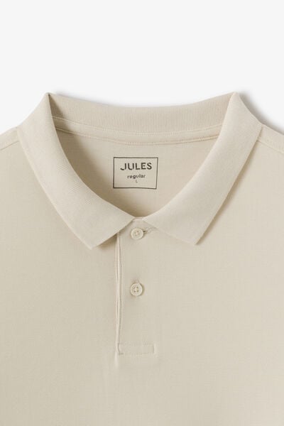 Effen polo in piqu&eacute;katoen met korte mouwen