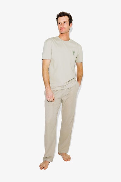 Ensemble pyjama avec broderie
