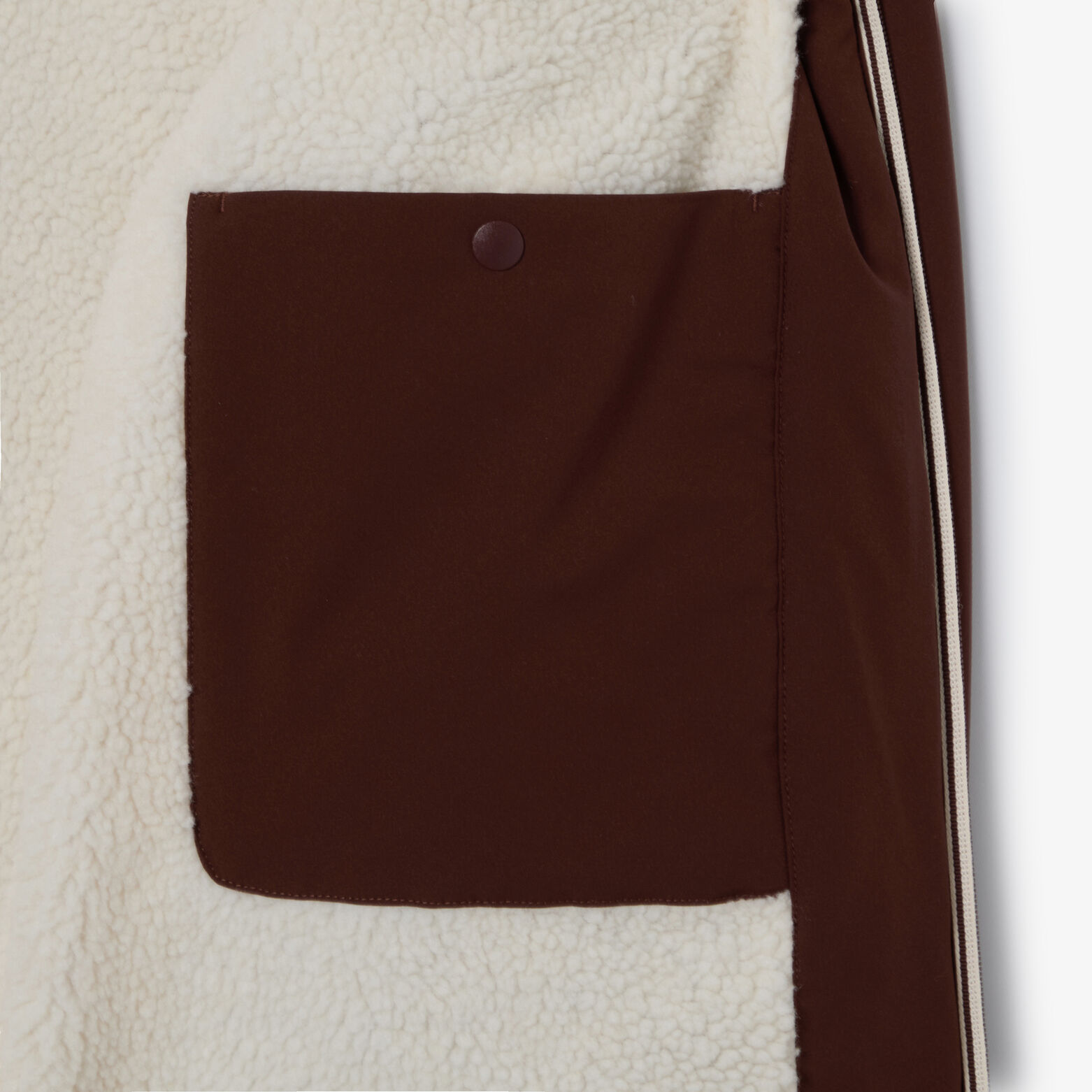 Parka longue &agrave; capuche doubl&eacute;e en sherpa
