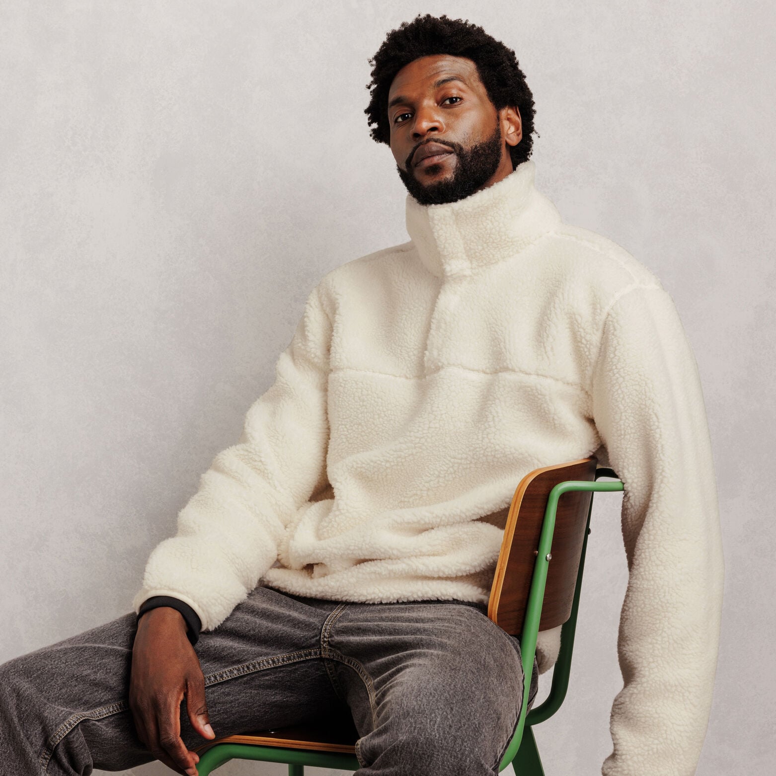 Sweat col montant pressionn&eacute; en sherpa