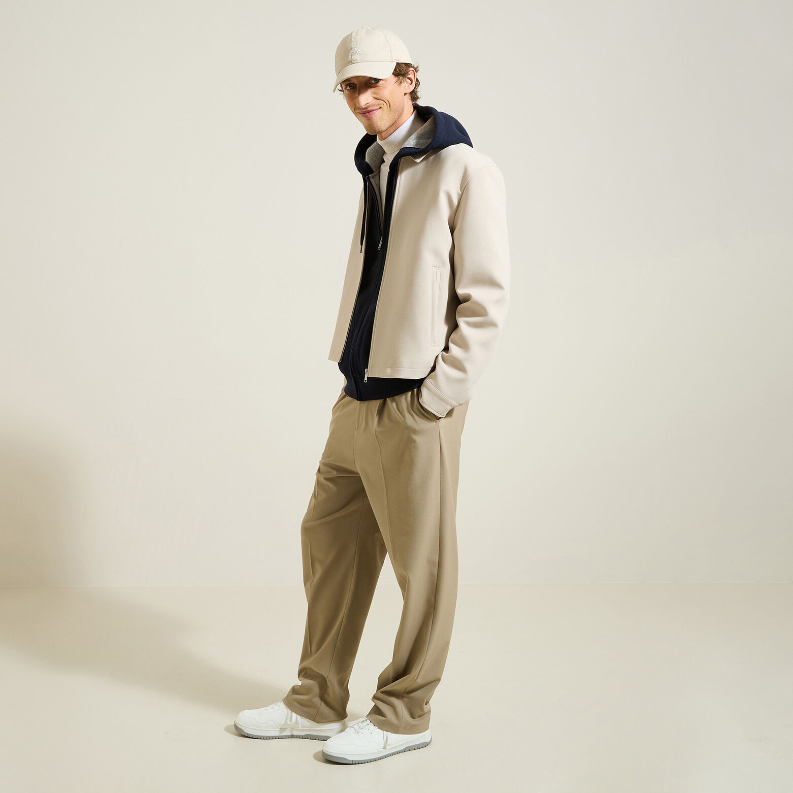 Sweat &agrave; capuche en maille zipp&eacute;