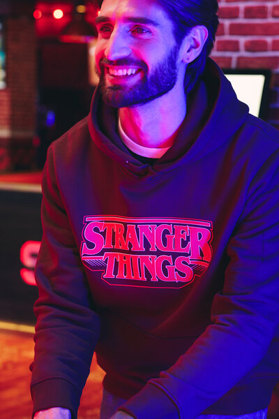 Sweat à capuche imprimé licence Stranger Things