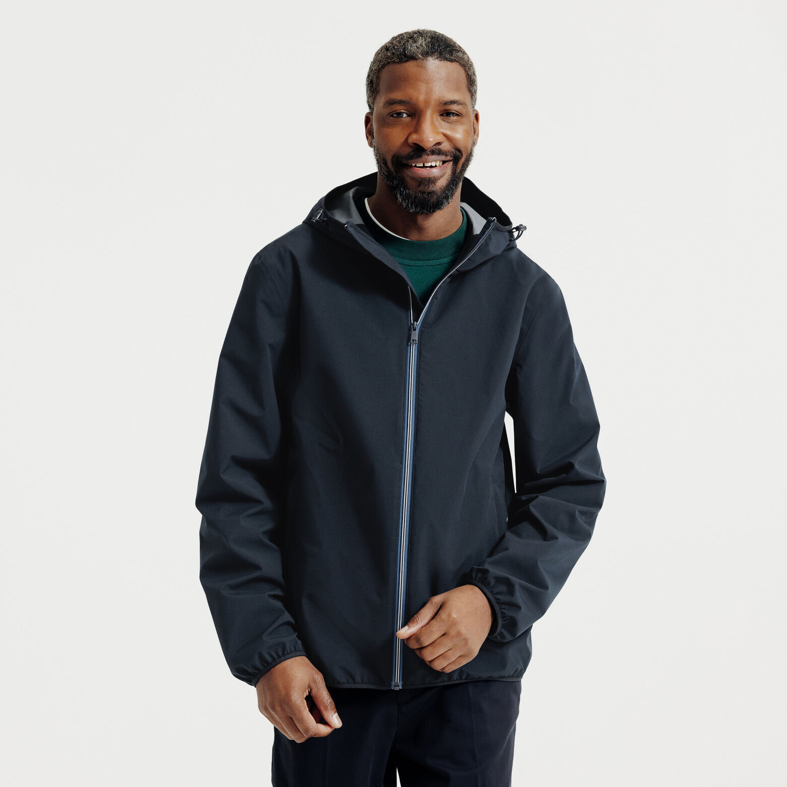 Blouson coupe-vent &agrave; capuche