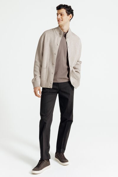 Gilet boutonn&eacute; col montant