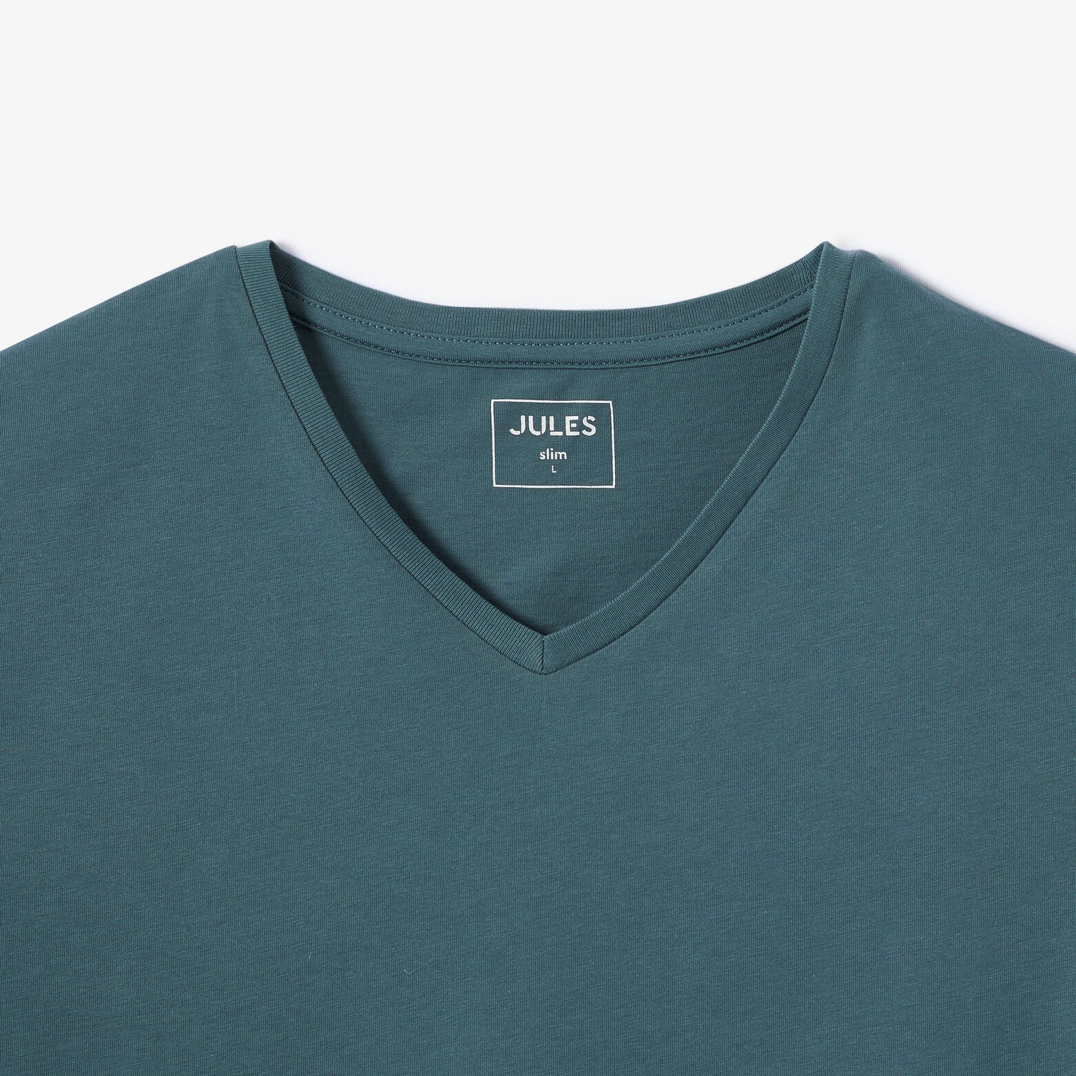 Basic T-shirt met V-hals in biokatoen 