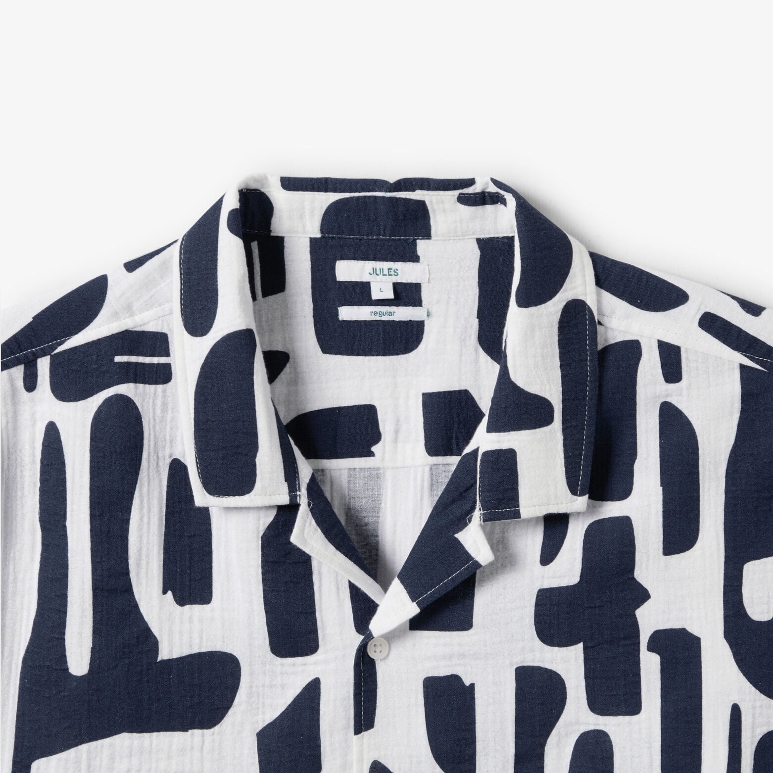 Chemisette 100% coton imprim&eacute; col requin