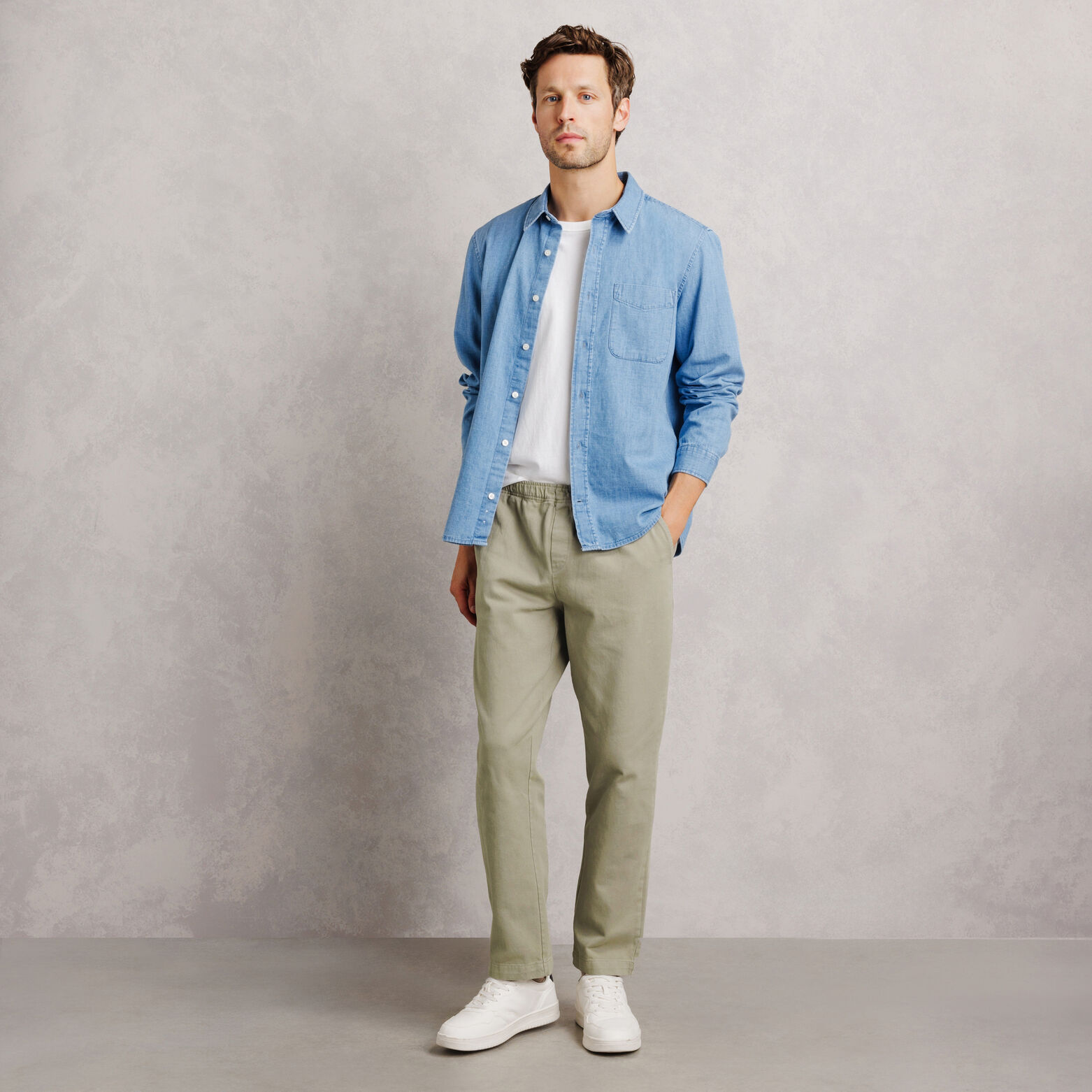 Pantalon tapered taille &eacute;lastiqu&eacute;e 100% coton