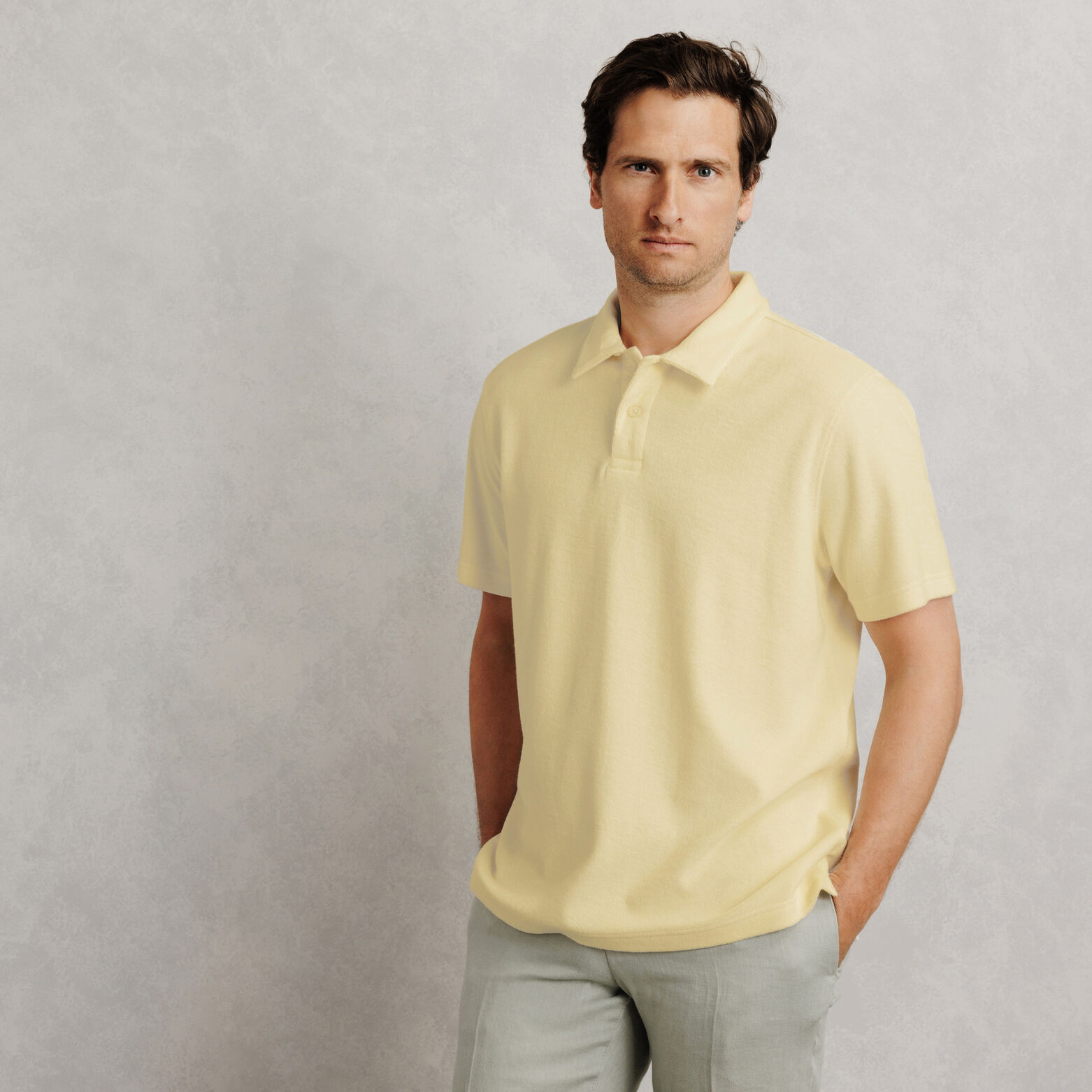 Polo manches courtes uni mati&egrave;re &eacute;ponge