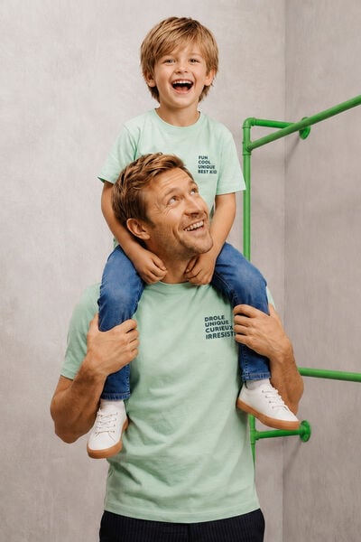 Tee shirt enfant  f&ecirc;te des p&egrave;res imprim&eacute; poitrine