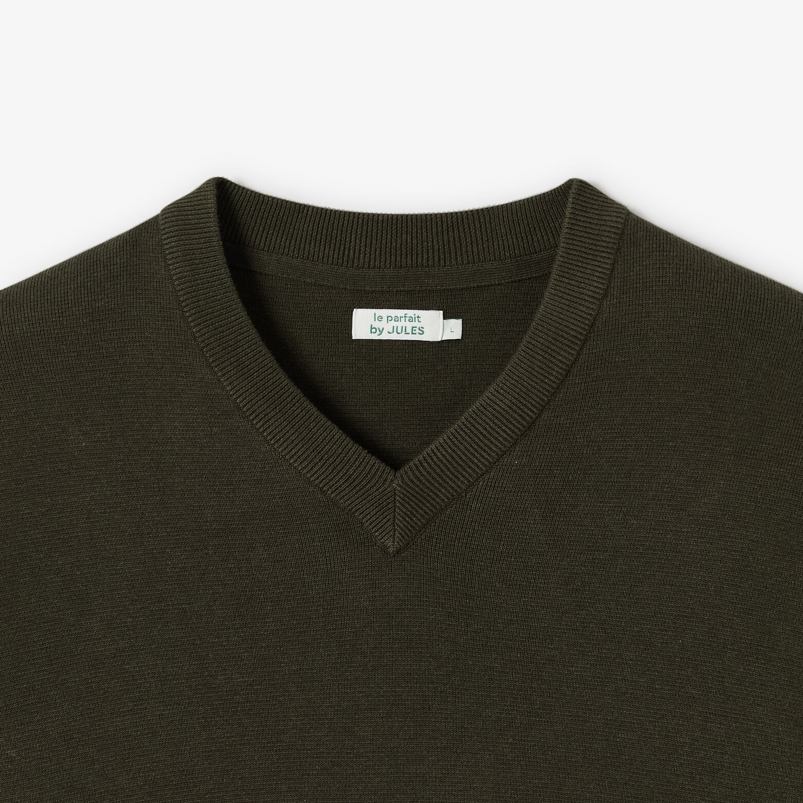 Pull col v " le parfait by JULES"