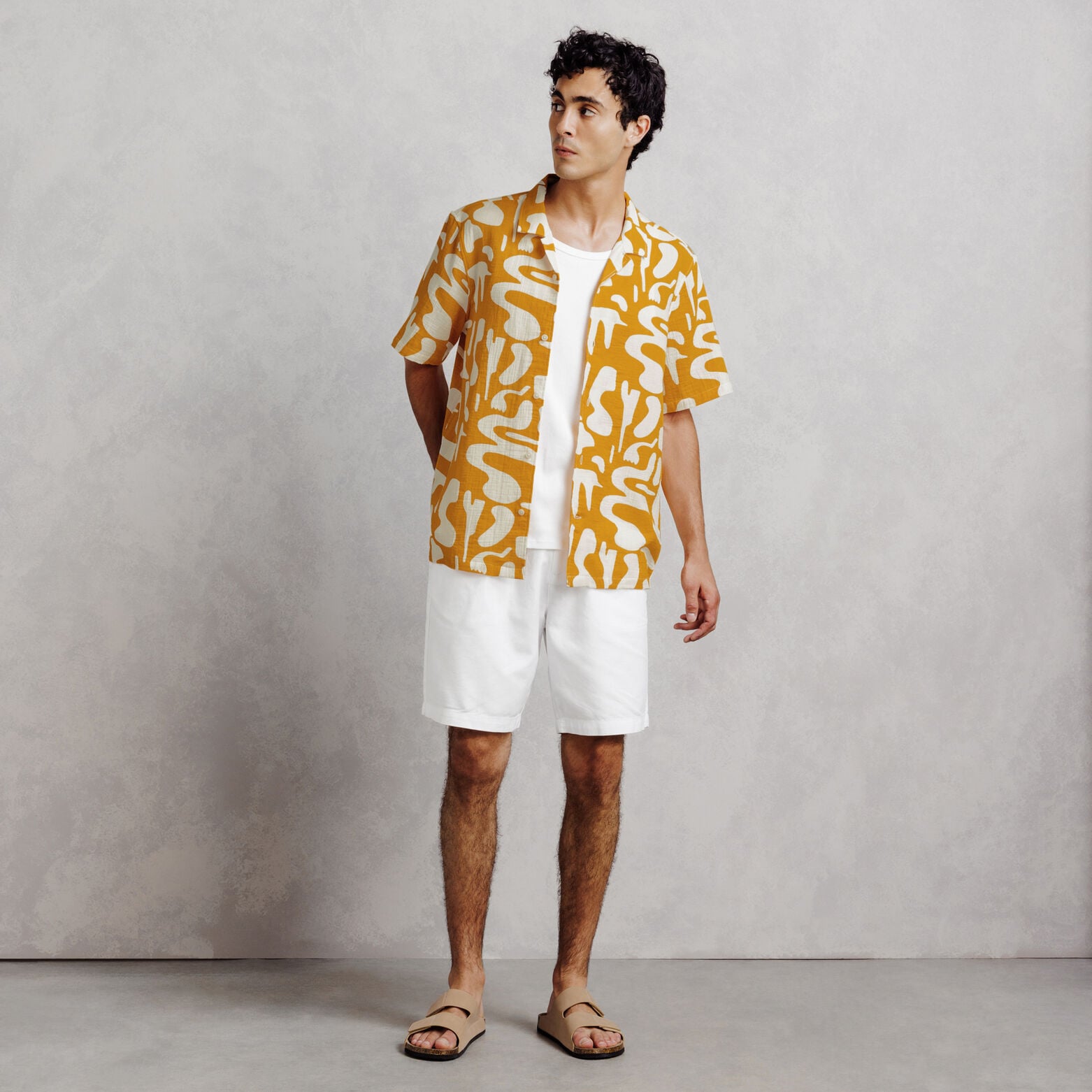 Chemisette 100% coton imprim&eacute; col requin