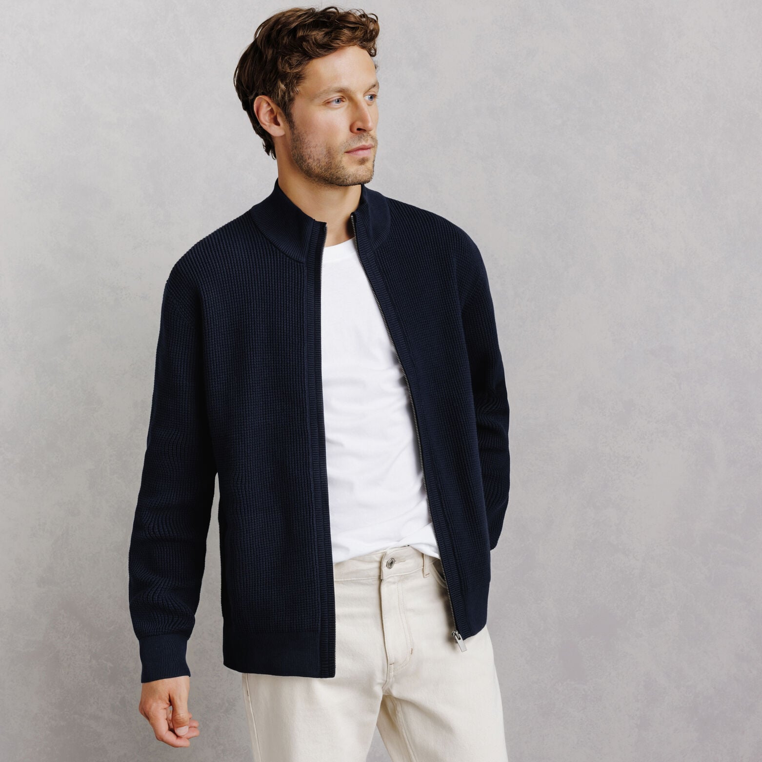 Gilet zipp&eacute; col montant