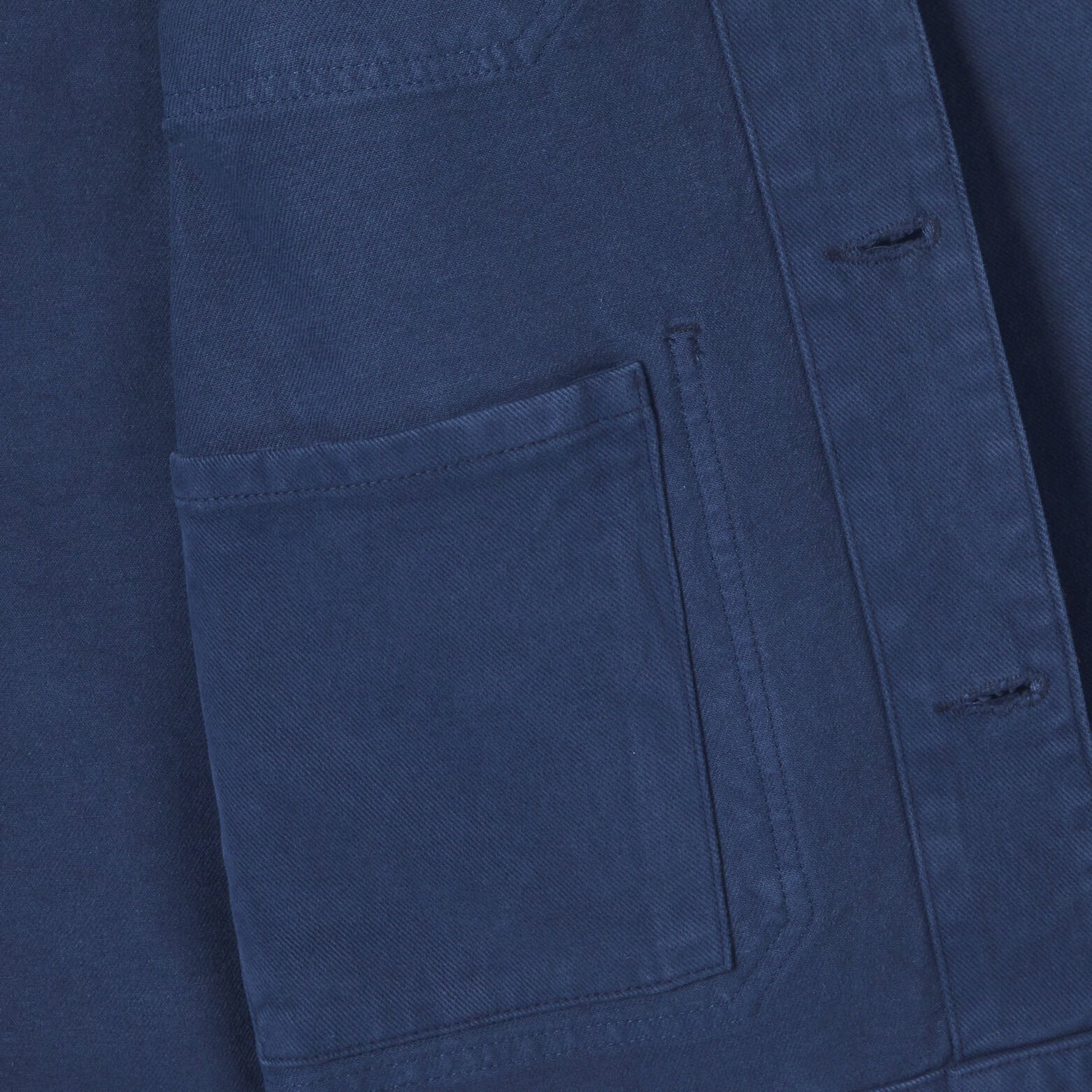 Veste col chemise en velours boutonn&eacute;e