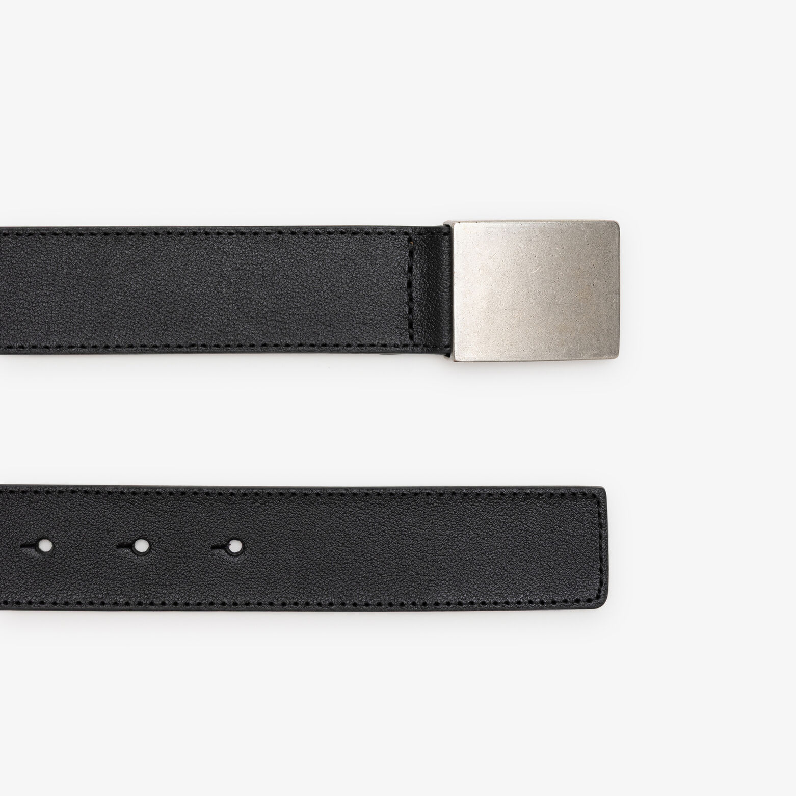 Lederen riem met goudkleurige plaat