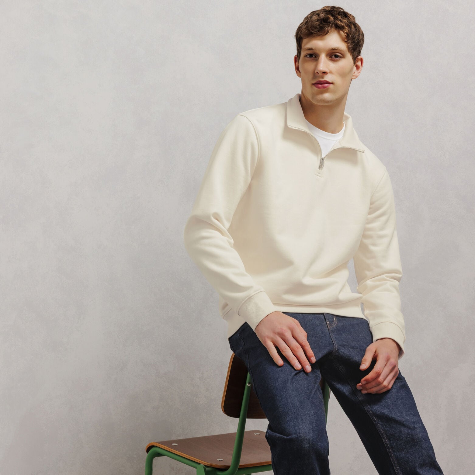 Sweat col montant zipp&eacute; molleton uni
