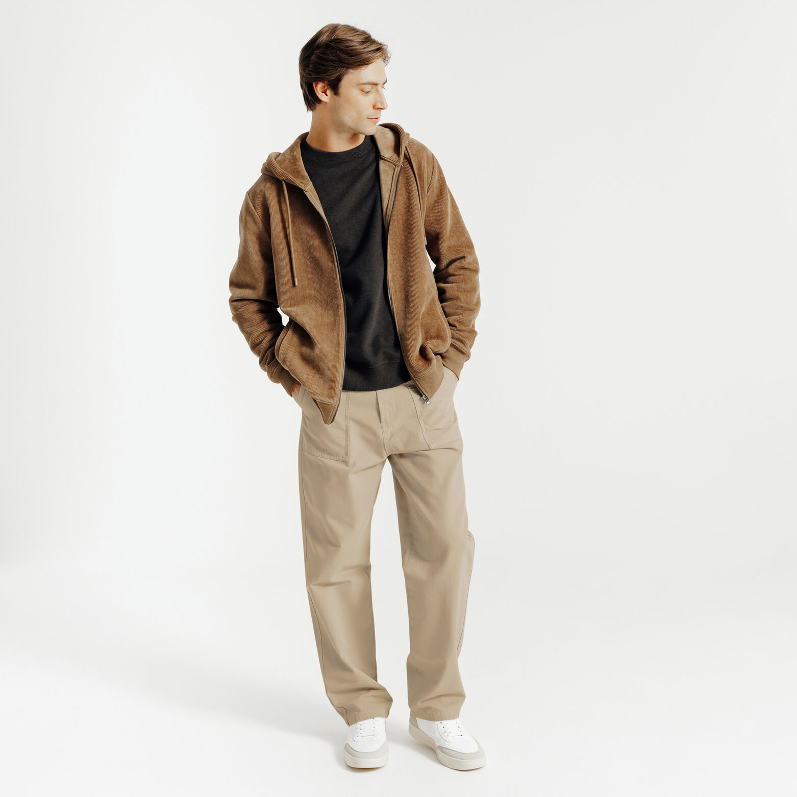 Baggy broek met timmermansdetail